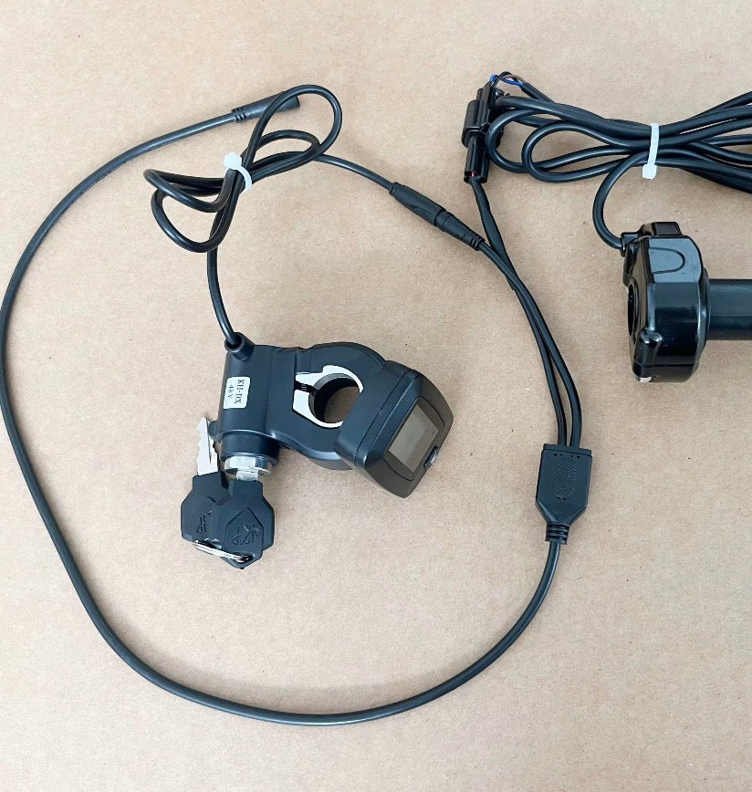 Tuttio Plug & Play Surron Throttle
